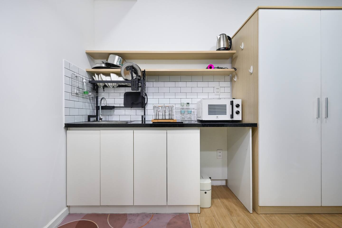 Studio 2.1 interior, photo 10 of 13